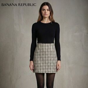 Banana Republic Houndstooth Pencil Skirt